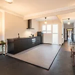 Charming And Spacious Antwerp City Center Apartments