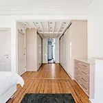 Ruime Woning In Een Leuke Buurt Nabij Het Centrum
