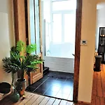 The Oasis Apartment, 2 Bedrooms Antwerp South