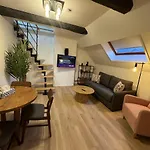 Luxury Suites Royal By Rikas Hotels