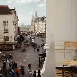A Place Antwerp - Boutique Suites & Flats - Oude Koornmarkt 1