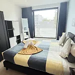 Oneluxstay Near Diamond District