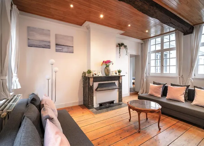 The Capital Street Lodge