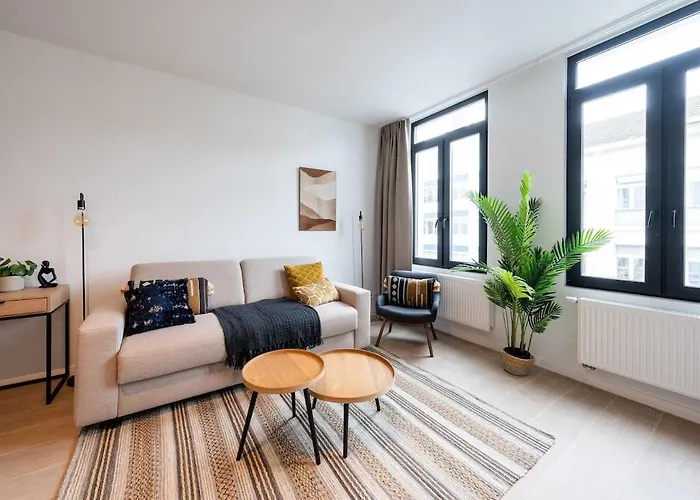 Modern 6-Guest Apartment In Central Antwerp