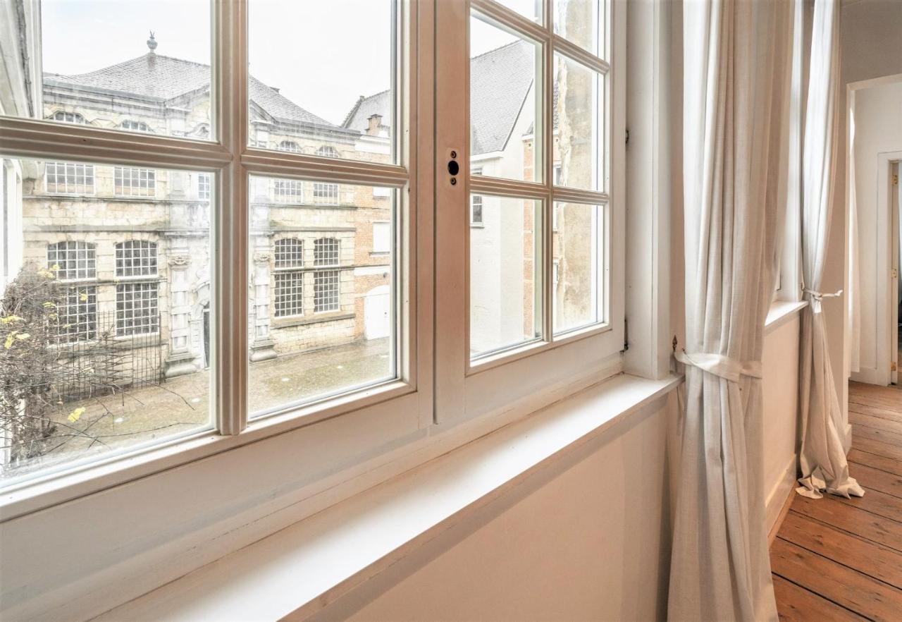 The Capital Street Apartment *