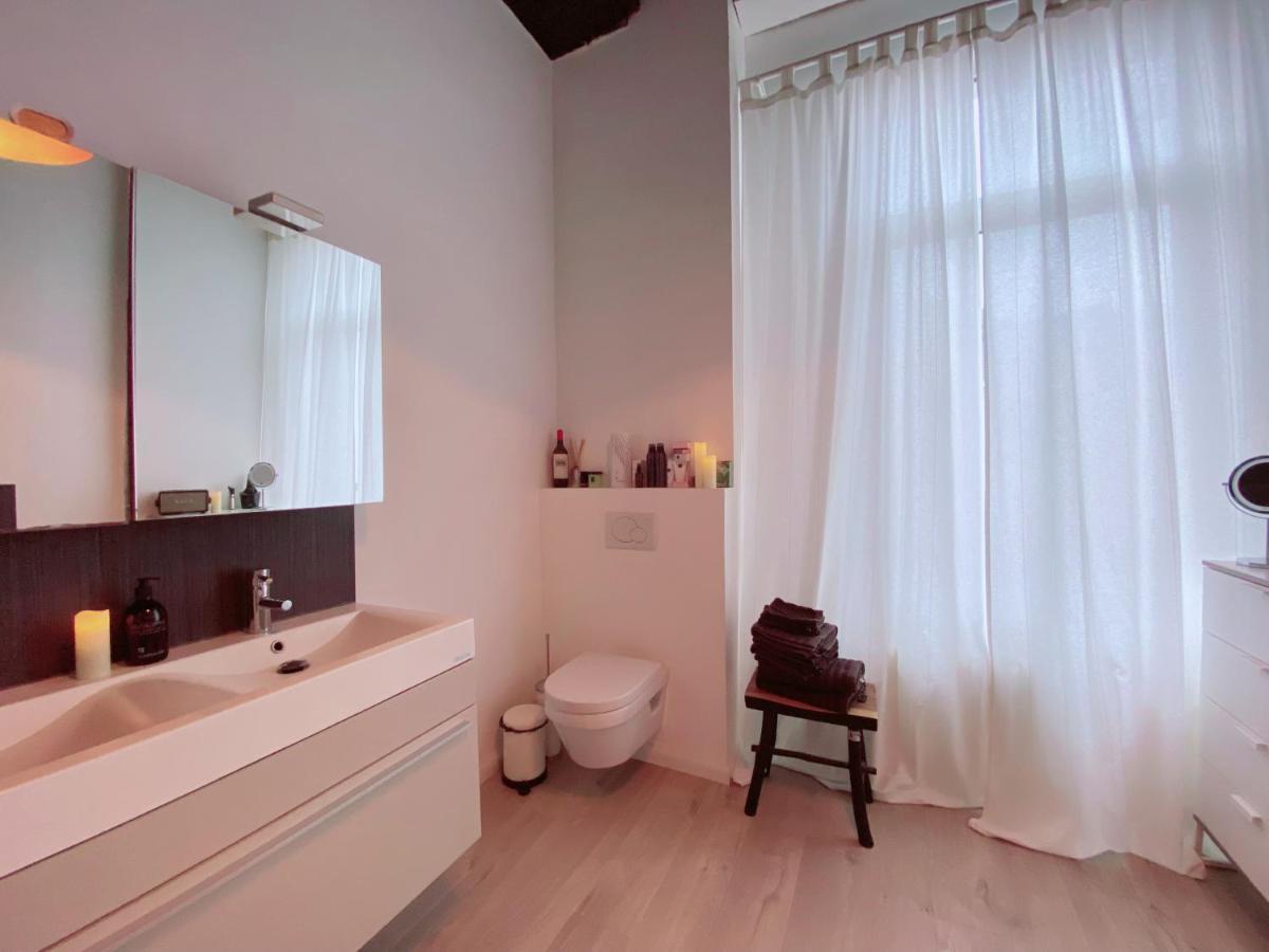 Apartment Loco Paradiso - Two Kingsize Beds, Outdoor Terrace, Dj Booth, Bar, Cinema, Bathtub, Kitchen, Airco *