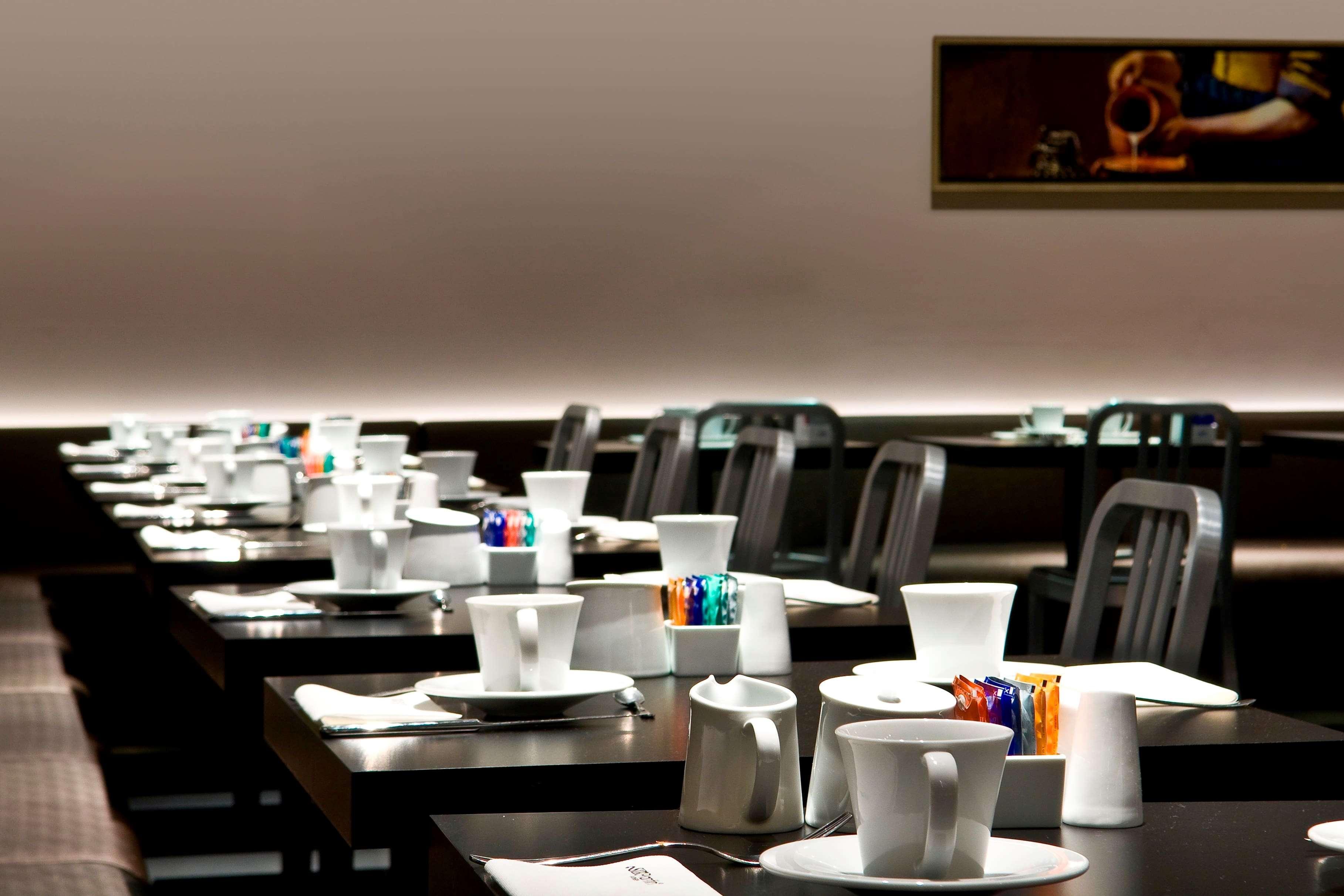 Tryp By Wyndham Hotel Antwerp