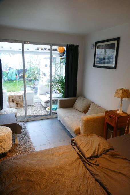 Studio With Kitchen, Shower Garden Apartment Antwerp