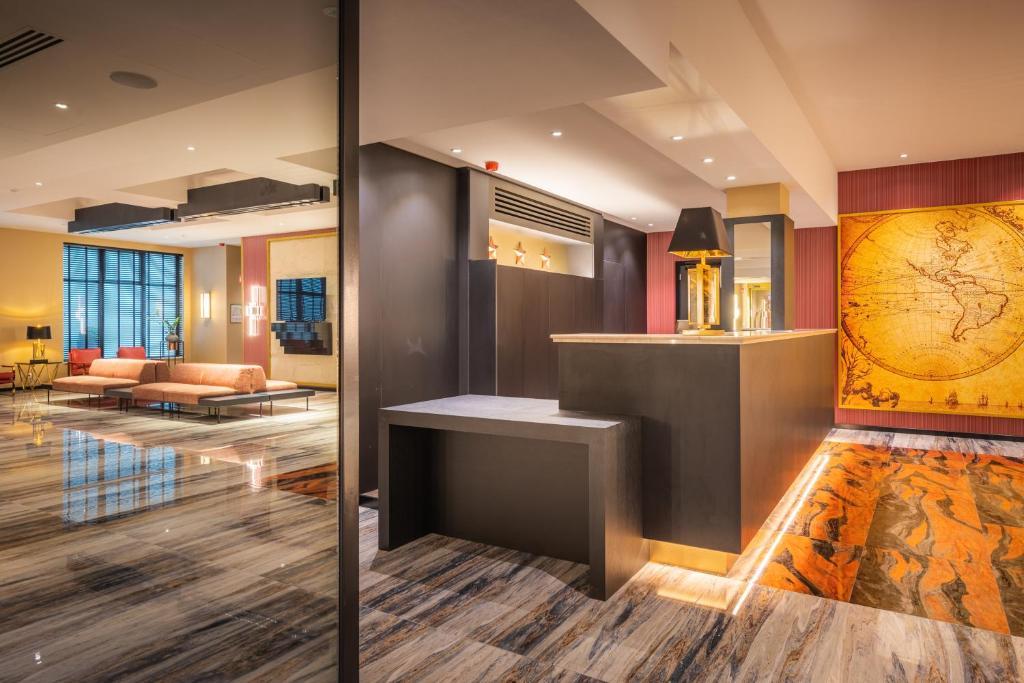 Top Amory By Hyllit 3* Antwerp