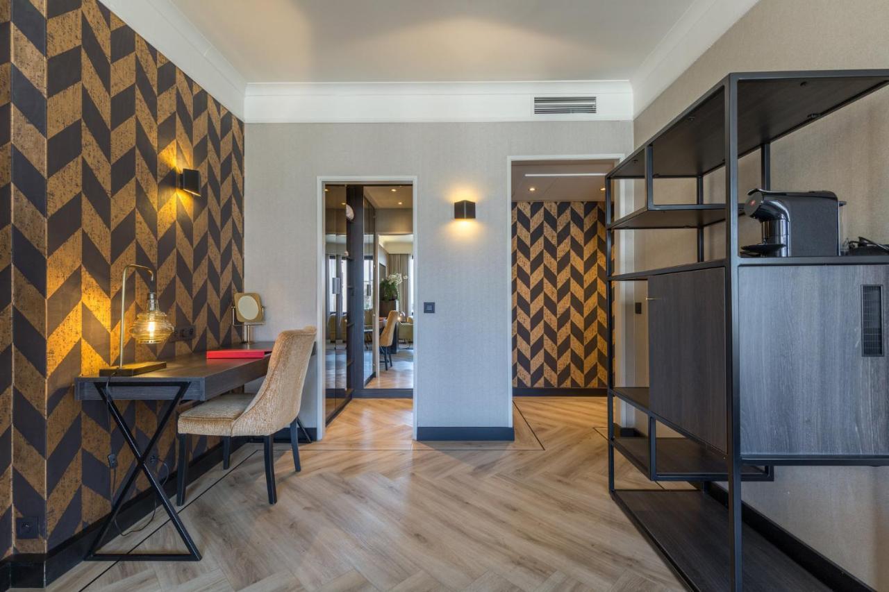 Leonardo The Plaza Hotel 4*