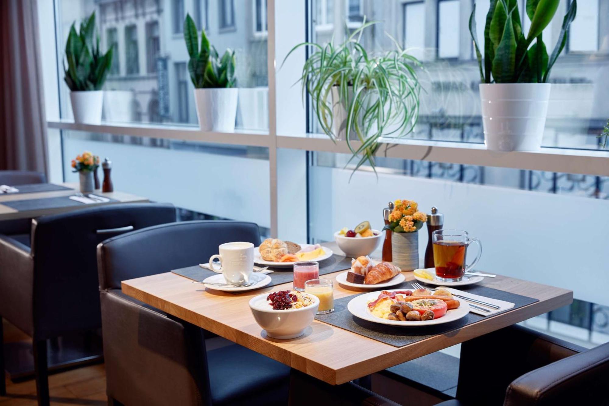 Hotel Lindner Antwerp, Part Of Jdv By Hyatt 4*