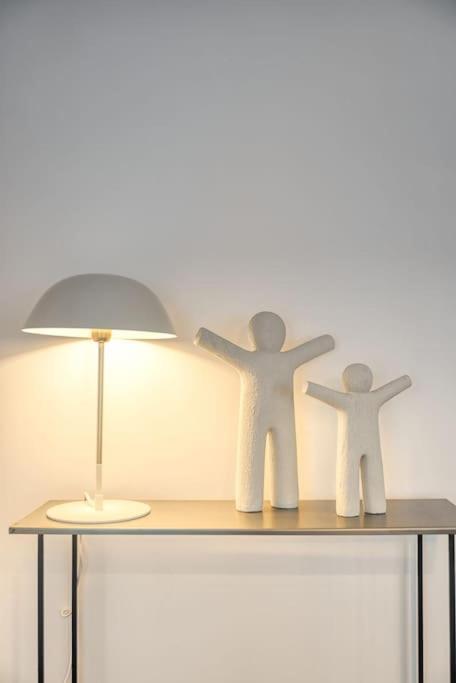 Ample 2-br In Appartement *
