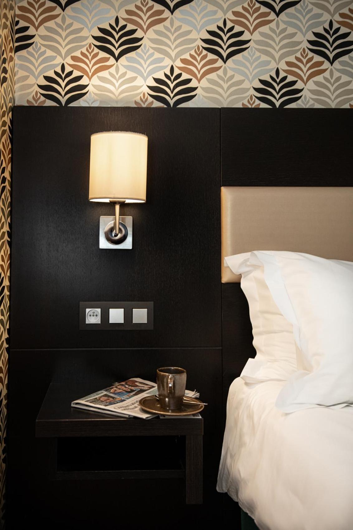 Mercure South