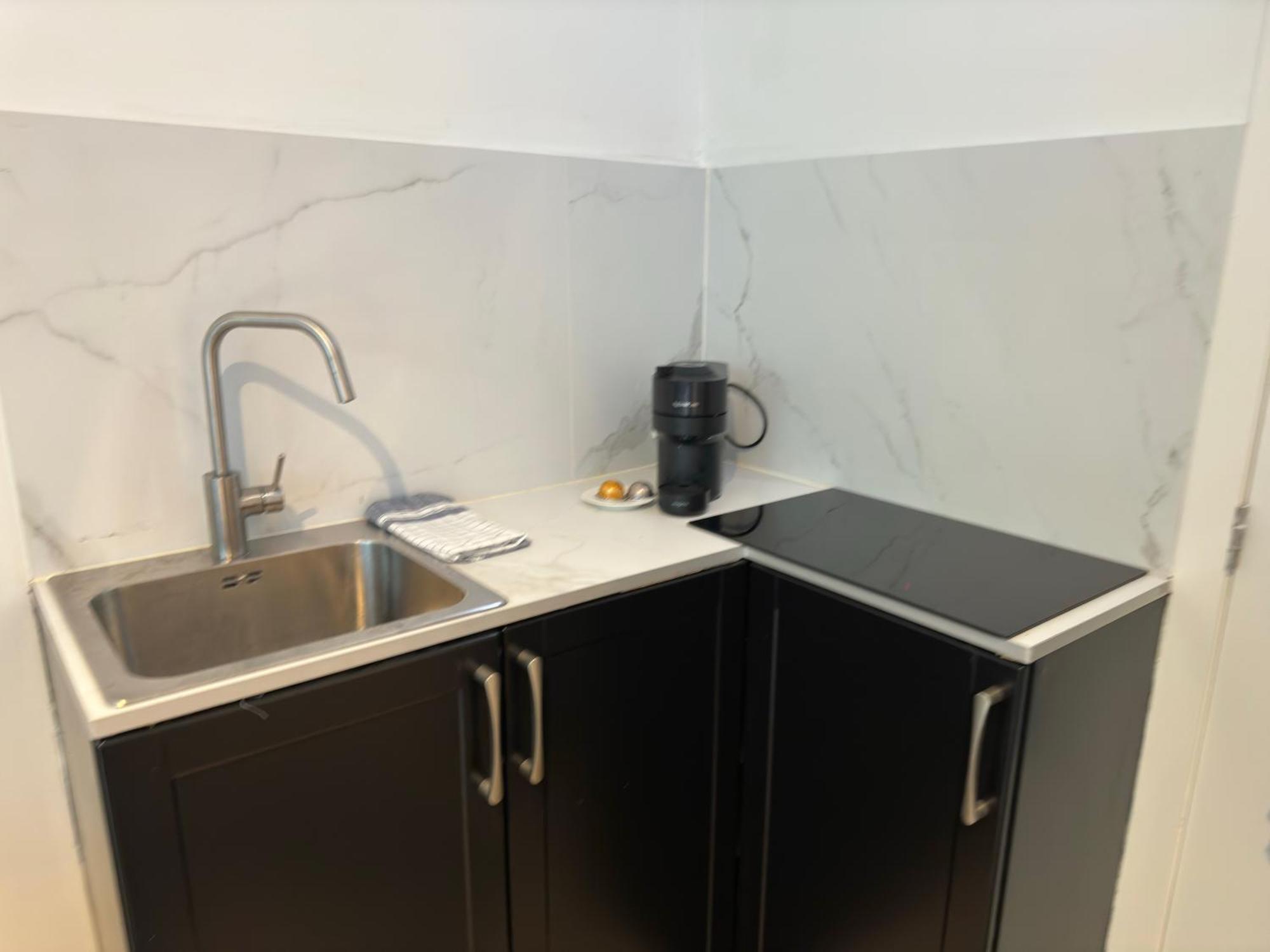 Two Bedroom Loft In The Center By The Meir *