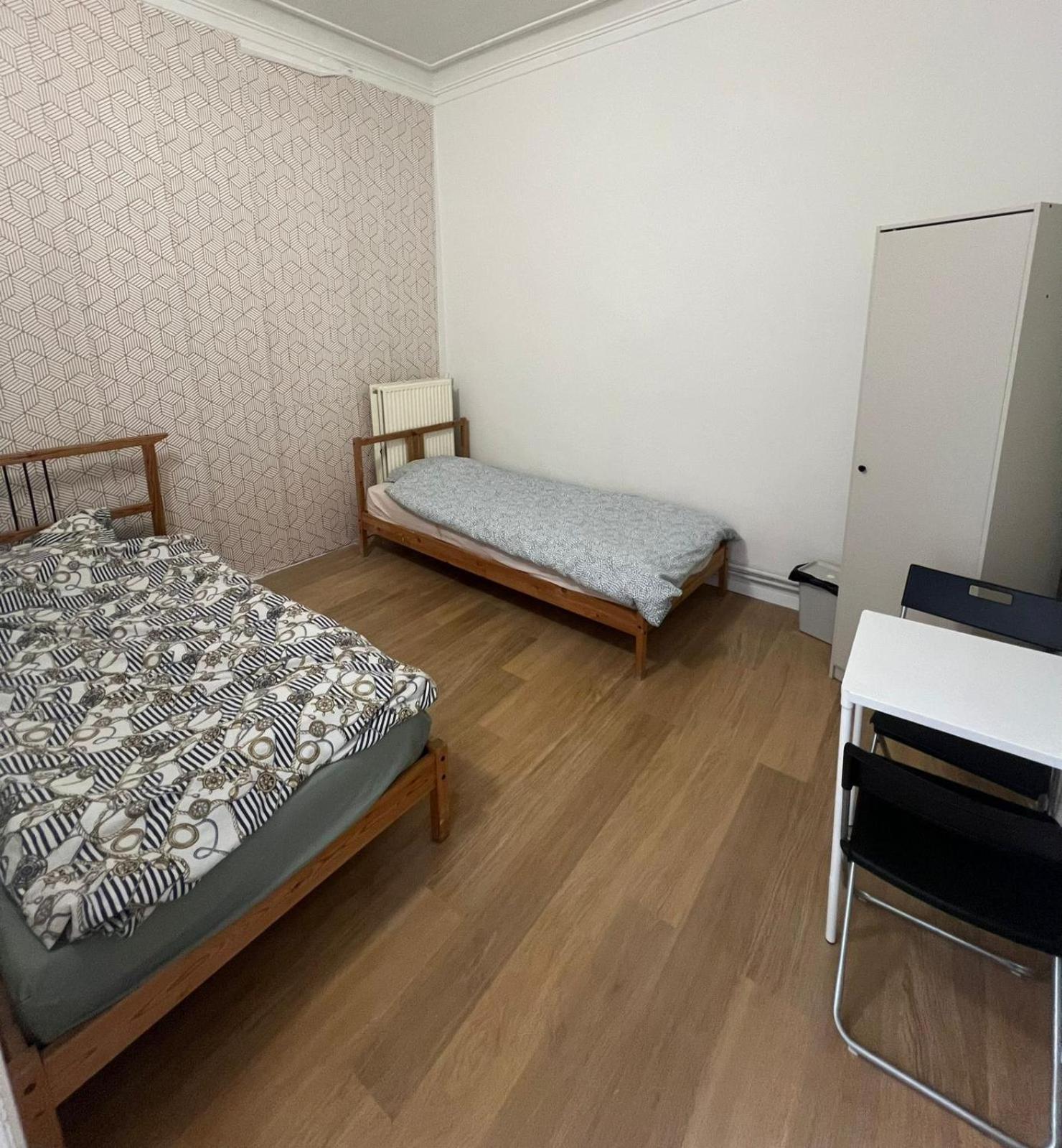Rest Guest house *