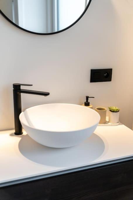 Your Adventure Sleeps 4 Appartement Antwerpen