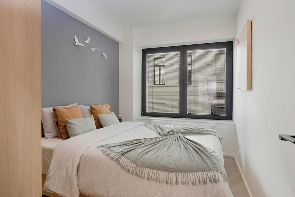 Apartment Deluxe 2-br In Antwerp