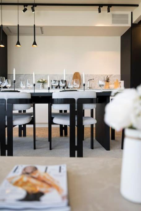 Apartment Penthouse Luxe 3 Bedrooms Center *