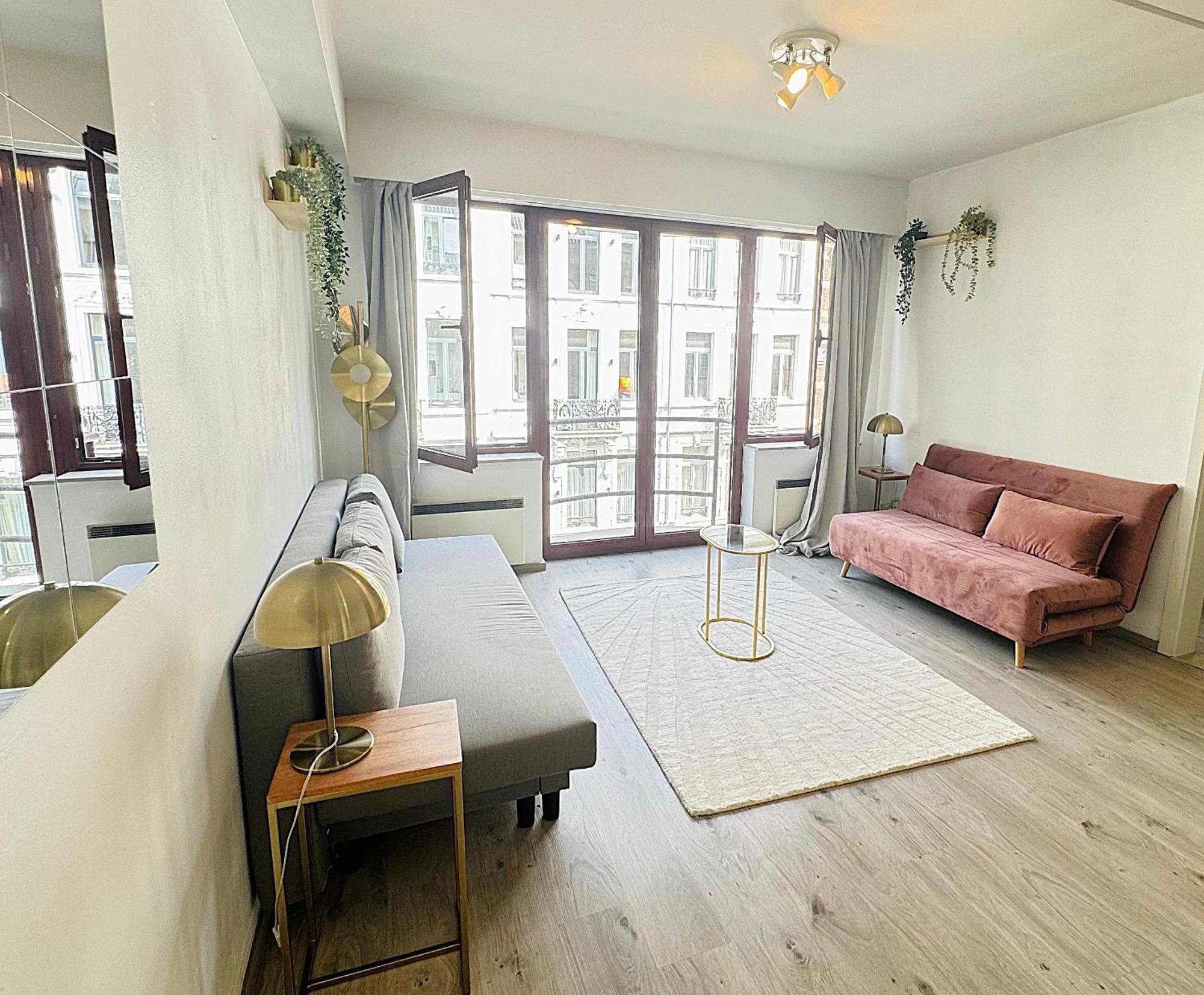 Bright In The Centre Of Appartement