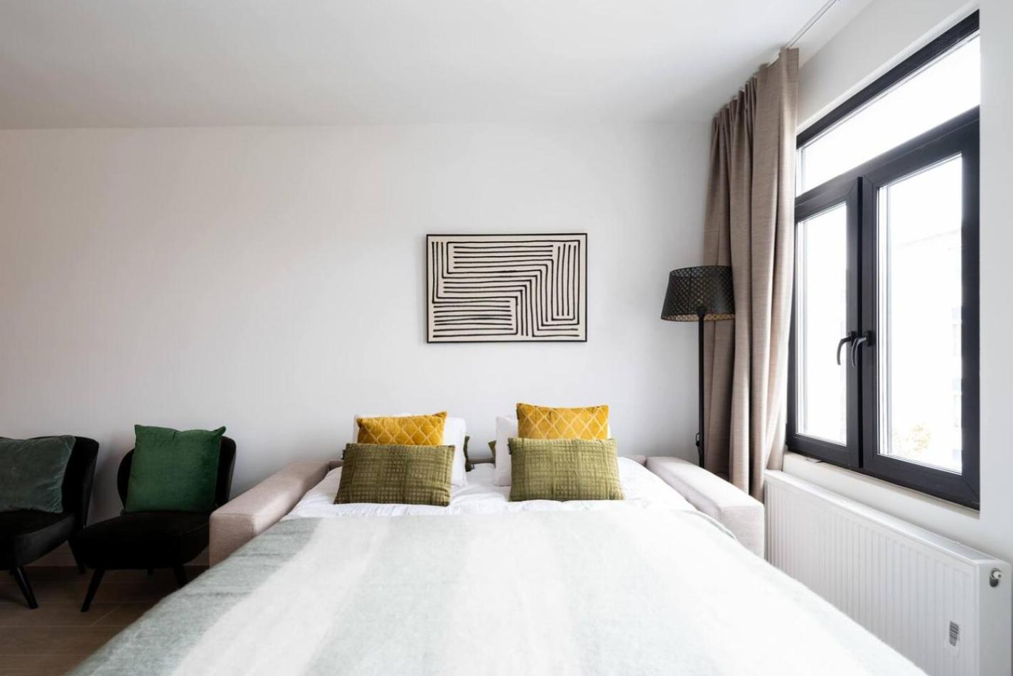 Inviting And Bright 7-person In Apartment Antwerp
