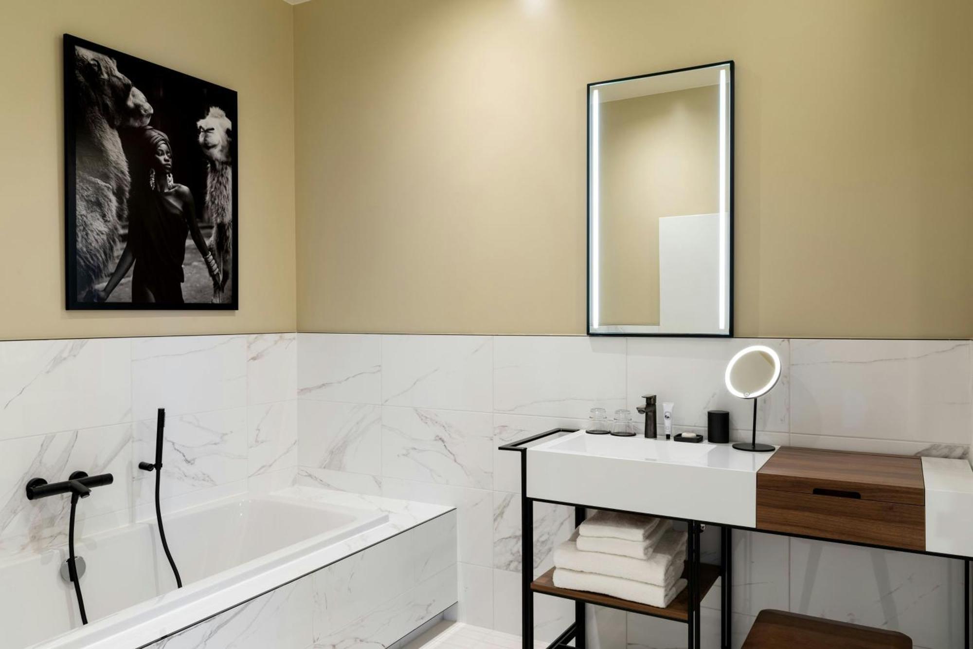 Sapphire House Antwerp, Autograph Collection By Marriott 5* Antwerp