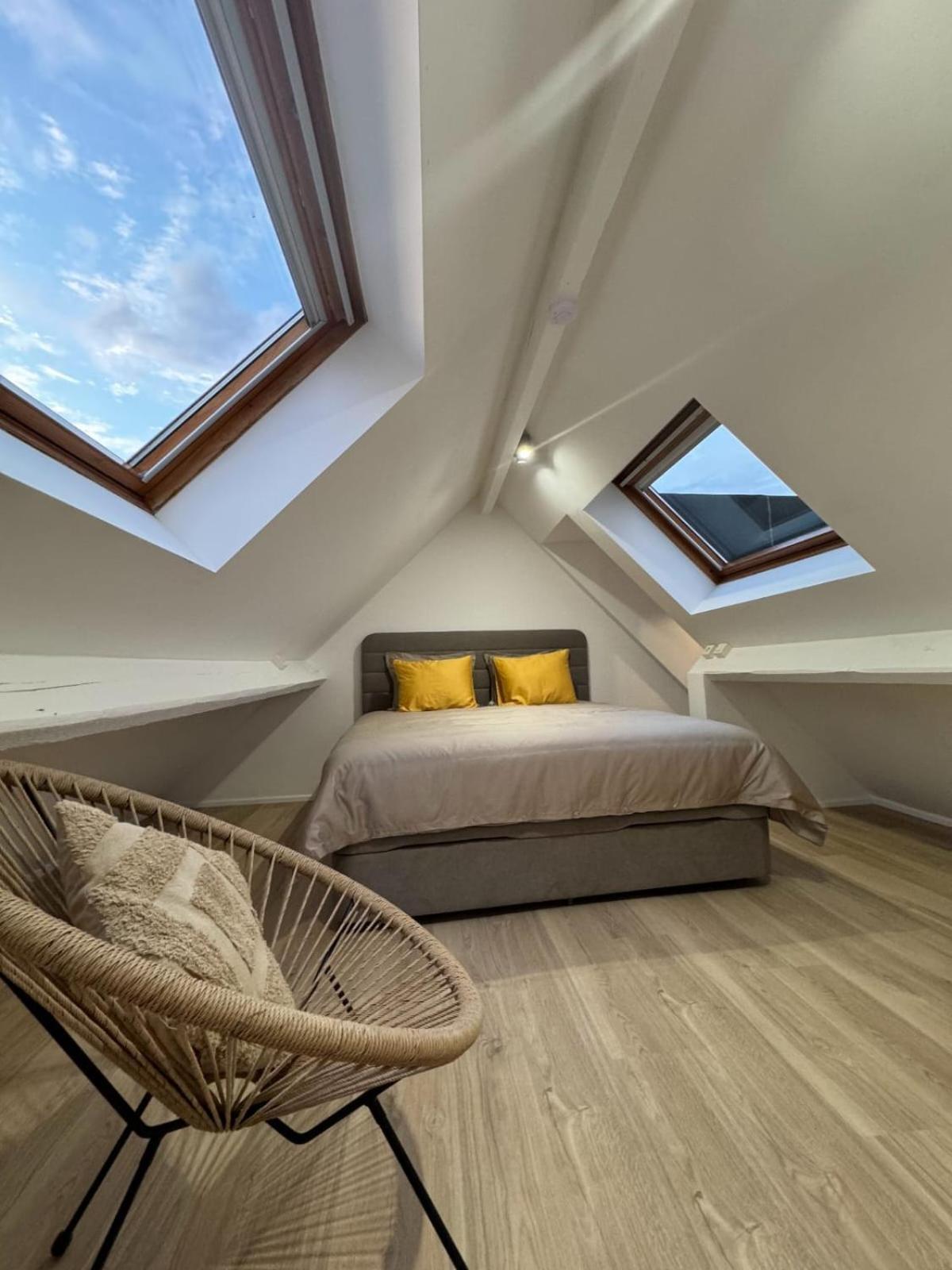 Luxury Suites Royal By Rikas Hotels