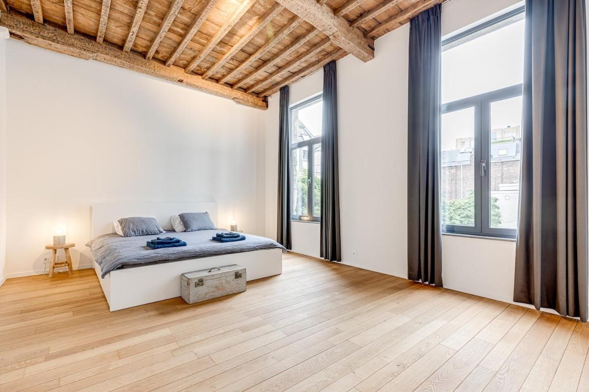Beautiful Spacious Loft In The Heart Of Apartment