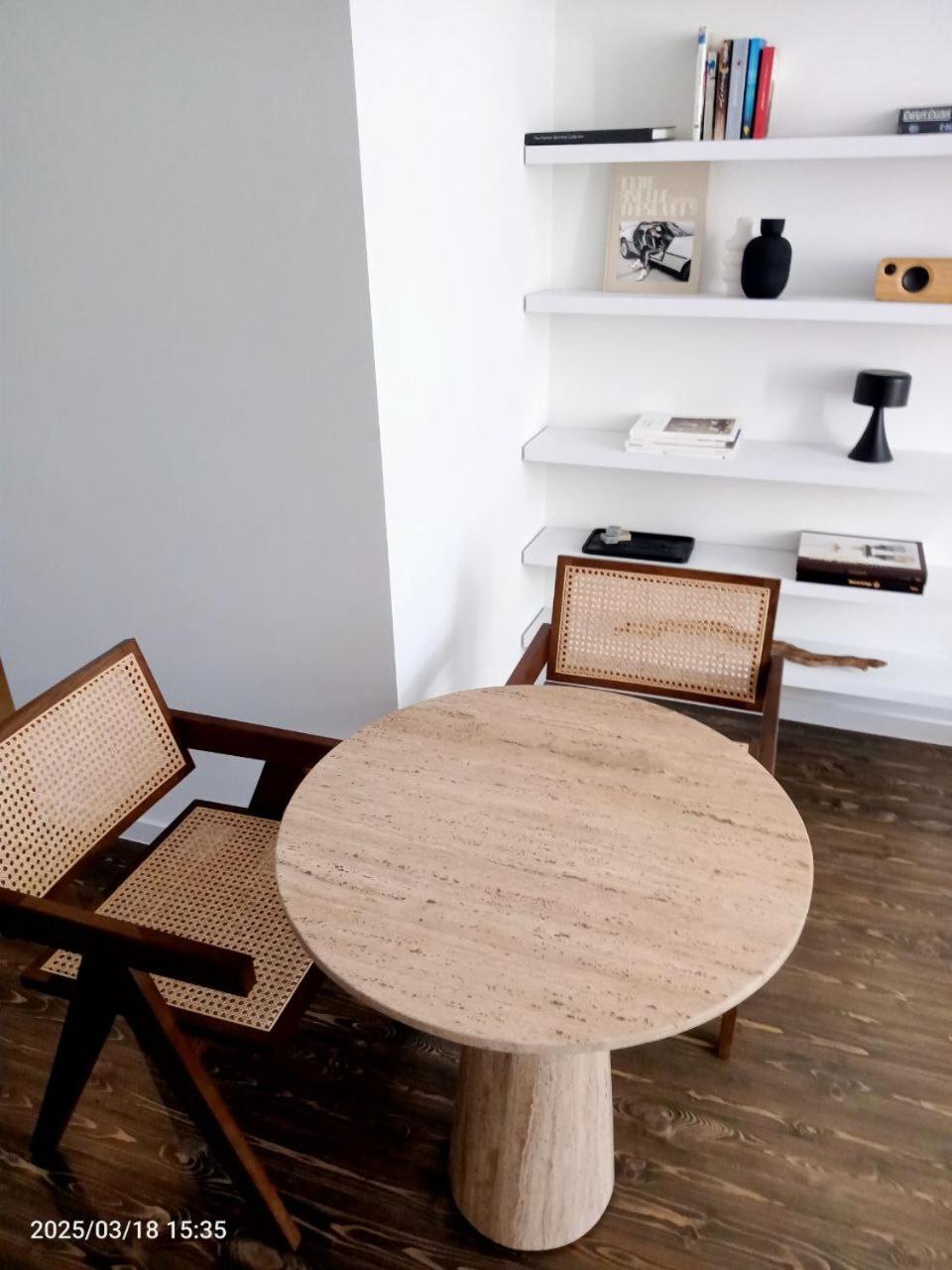 Apartment The Hideaway *