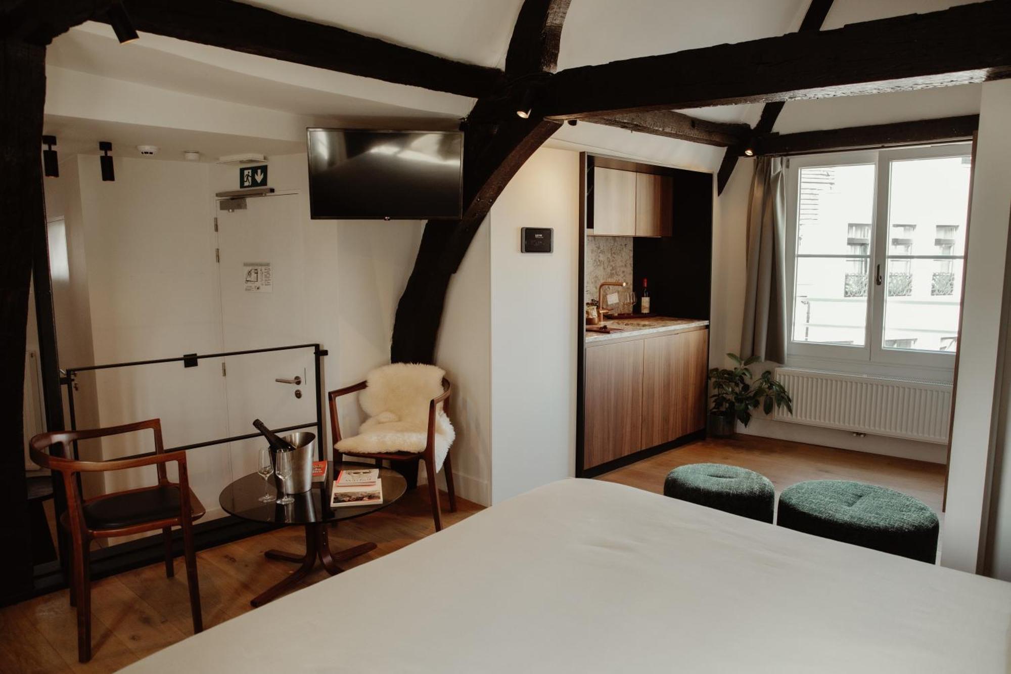 A Place - Boutique & Flats - Oude Koornmarkt 1 Guest house
