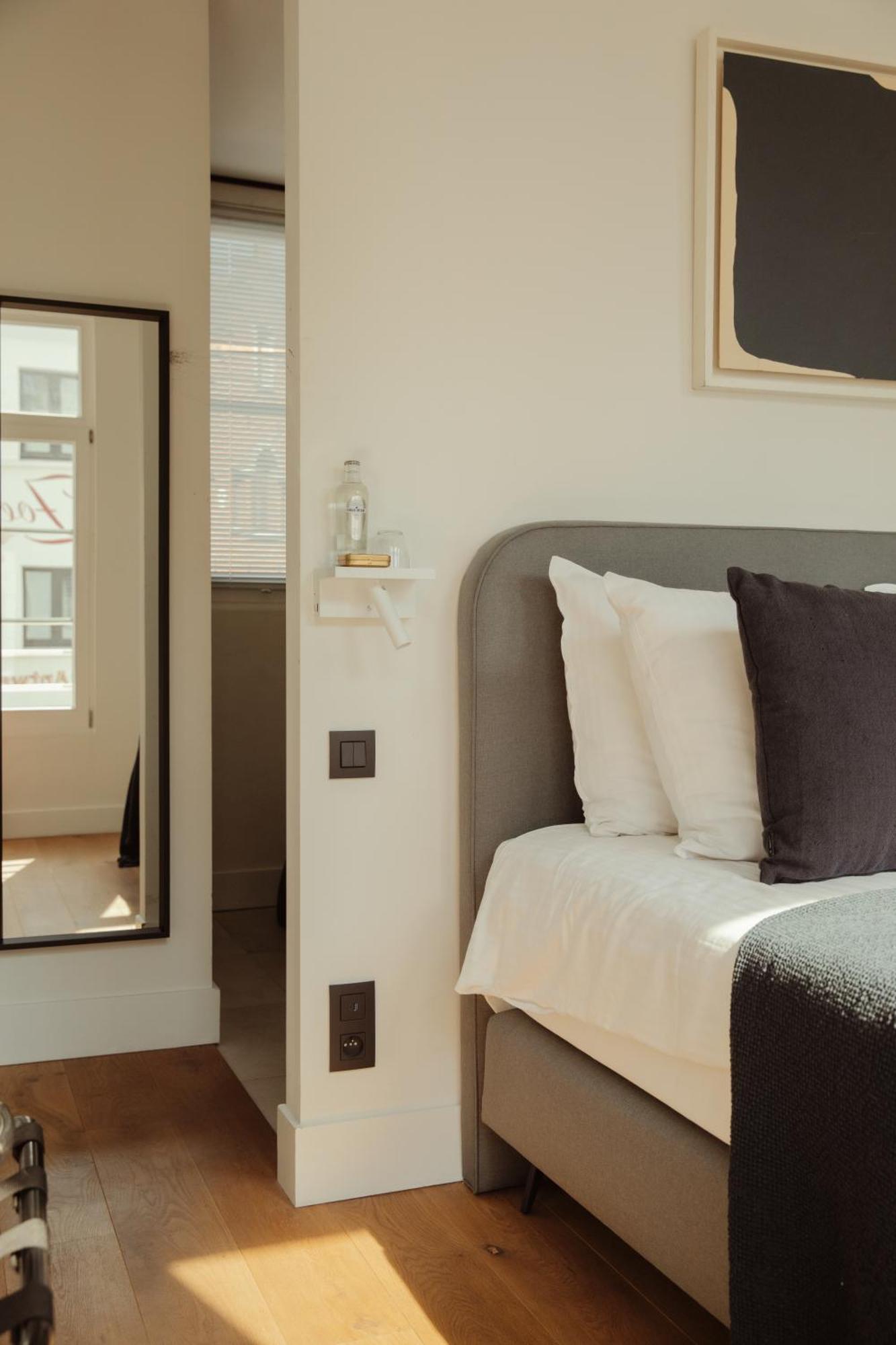 A Place - Boutique & Flats - Oude Koornmarkt 1 *
