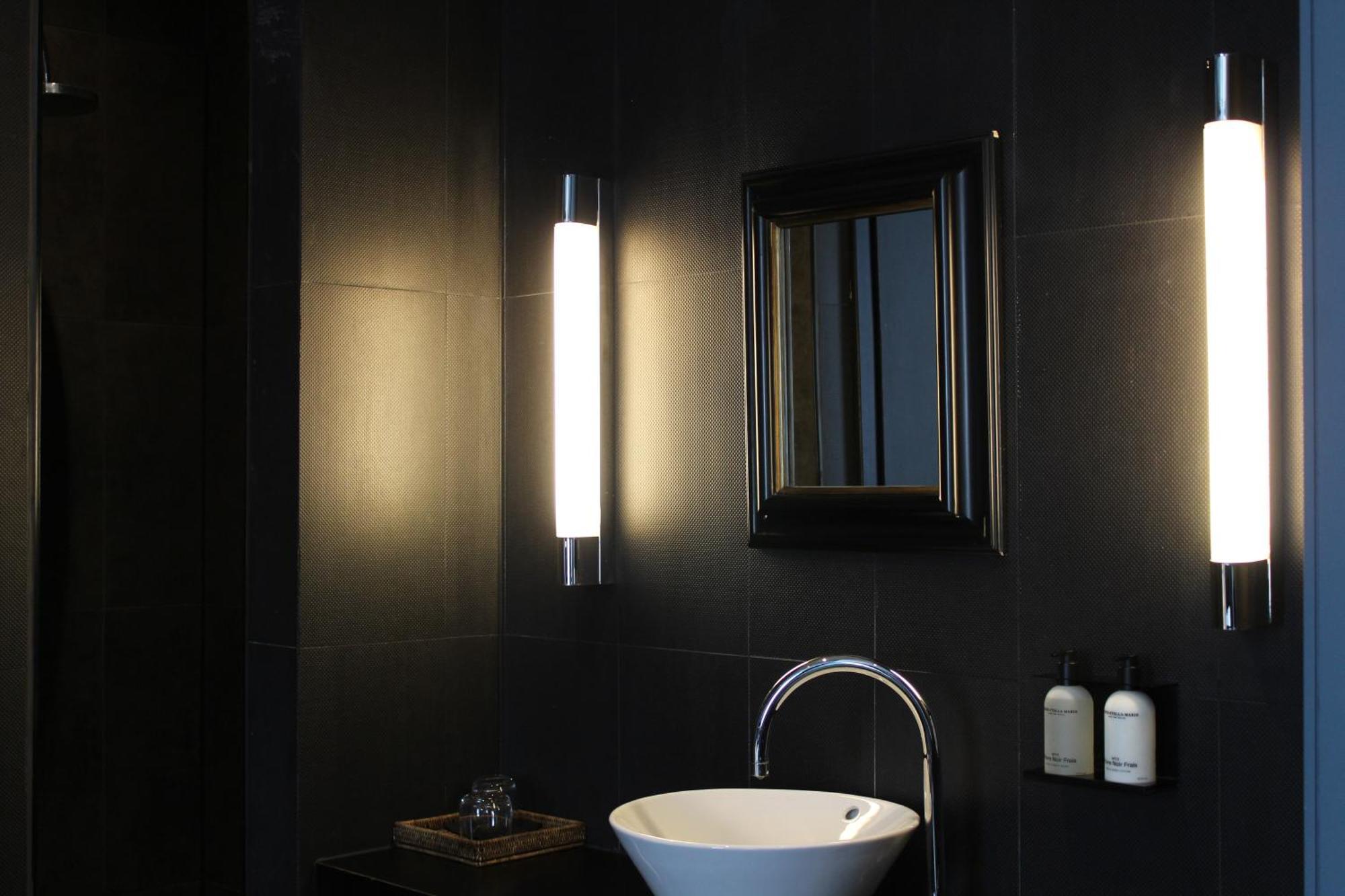 Les Nuits Hotel