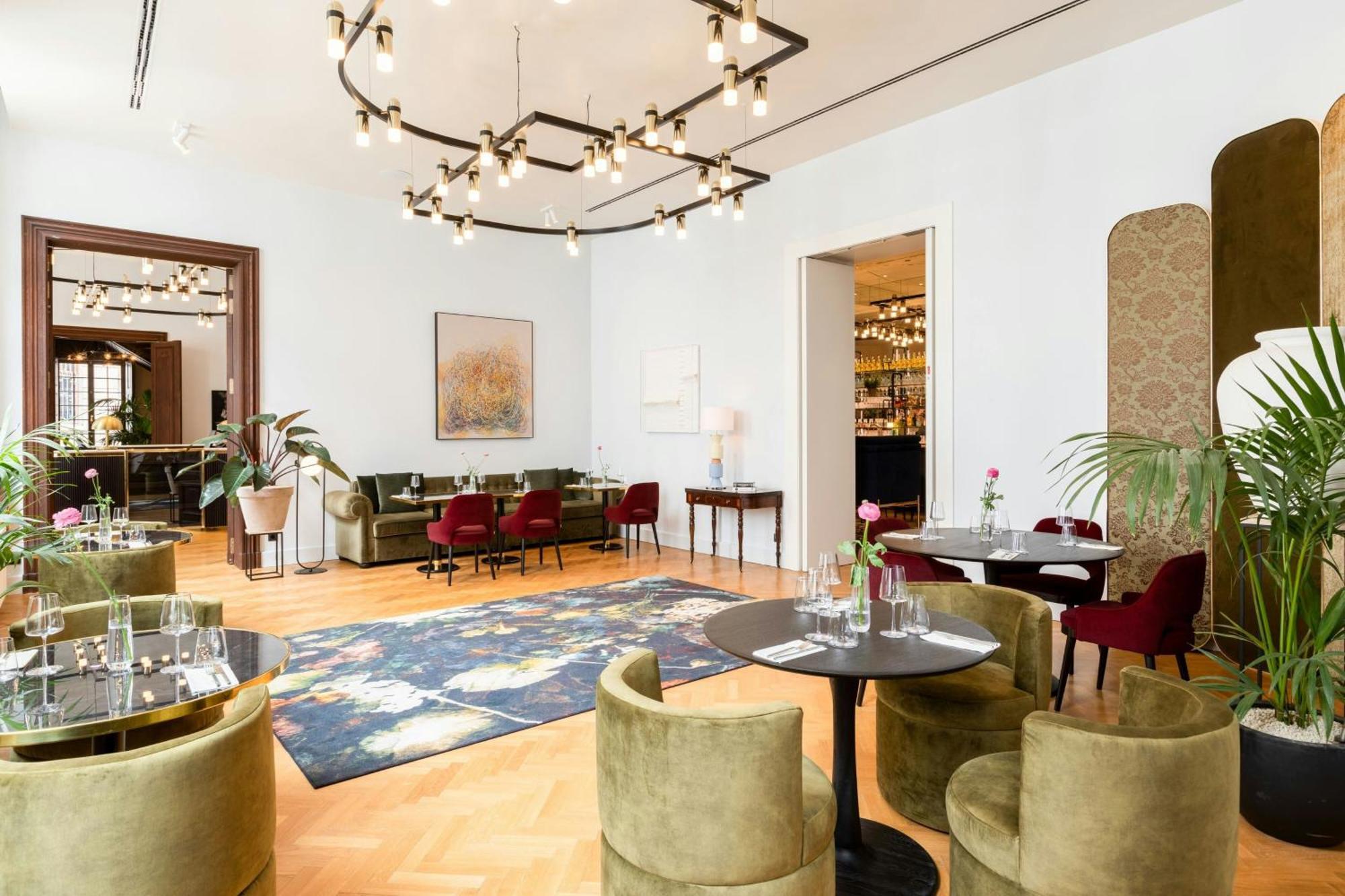 Sapphire House Antwerp, Autograph Collection By Marriott Hotel 5*