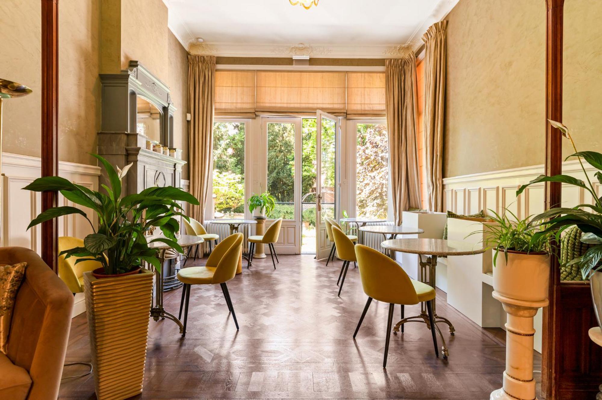 Baron Osy Second Garden Apartment Antwerp