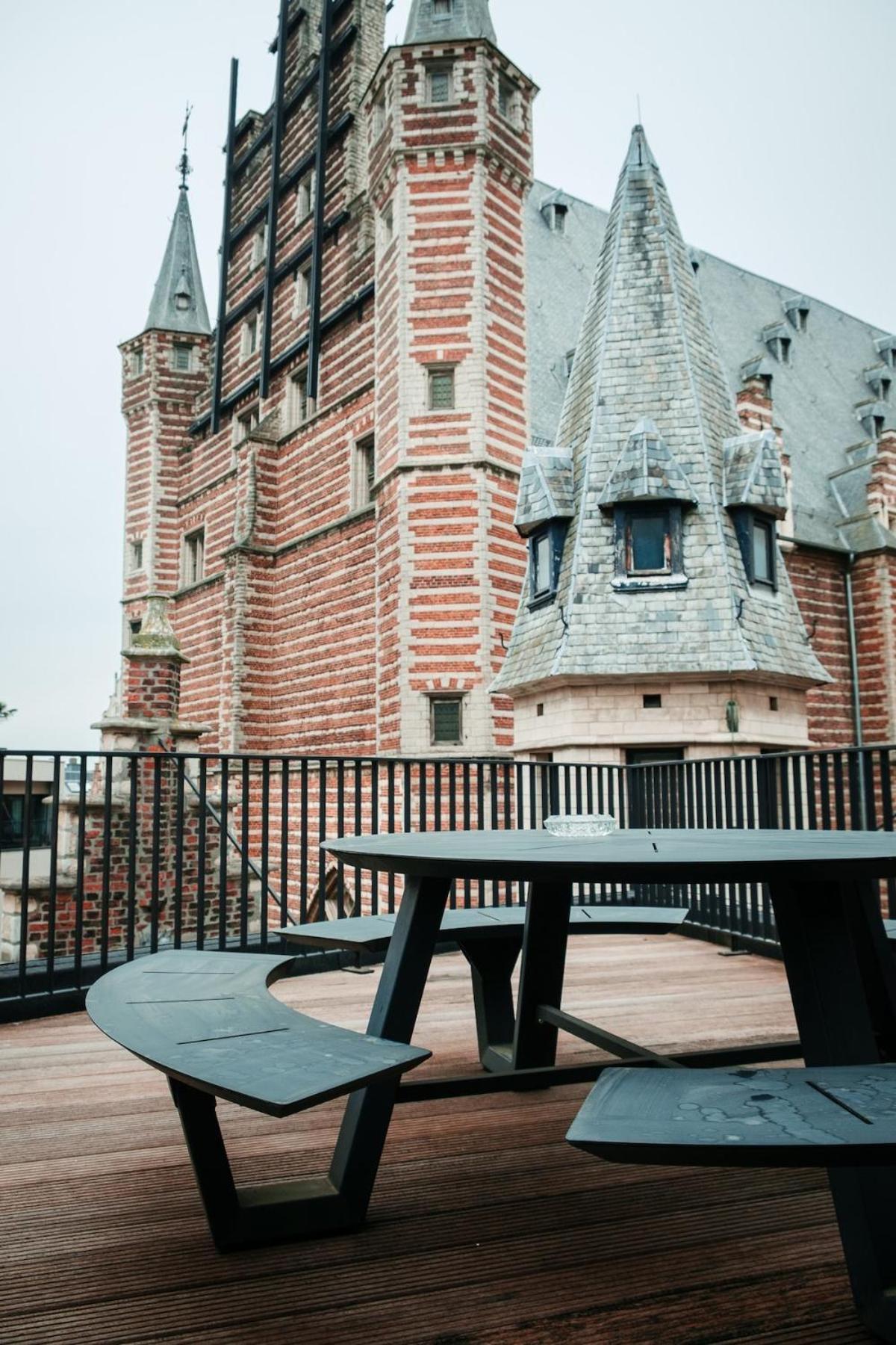 The Natienhuis Apartment