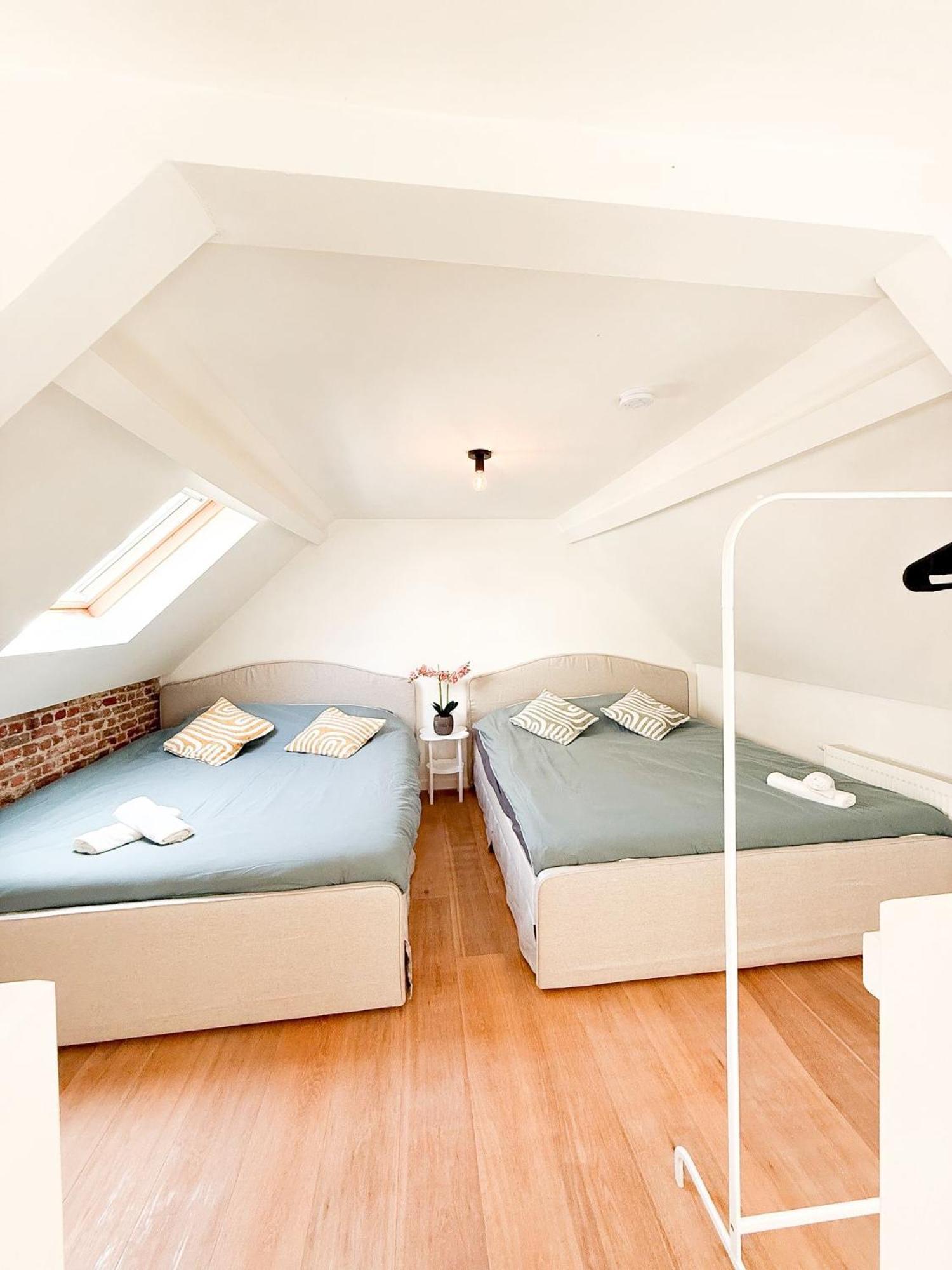 Stylish On The Waterfront Near Historic Center *