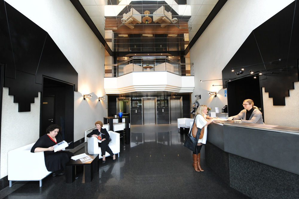 B-aparthotel Moretus 3*
