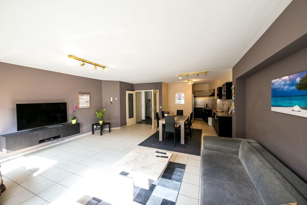 Apartment Renovated In Center *