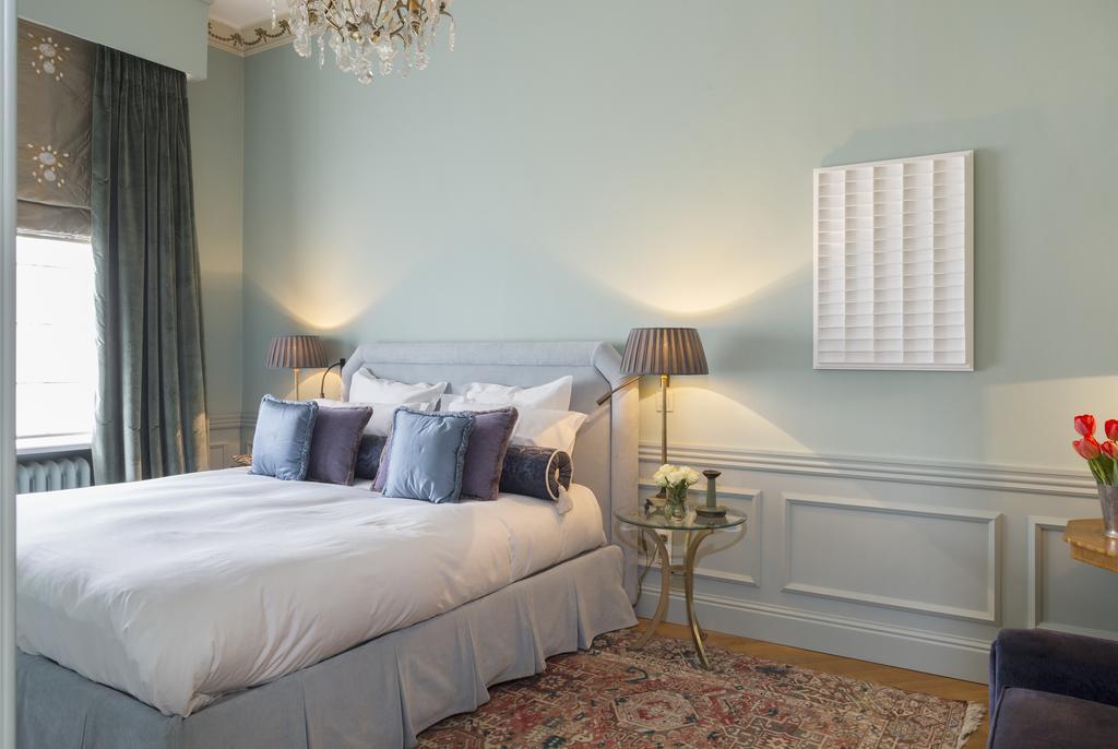 Jvr 108 Bed & Breakfast Antwerp
