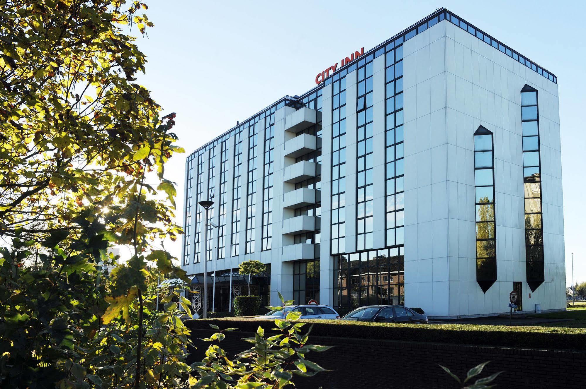 B-aparthotel Moretus Hotel