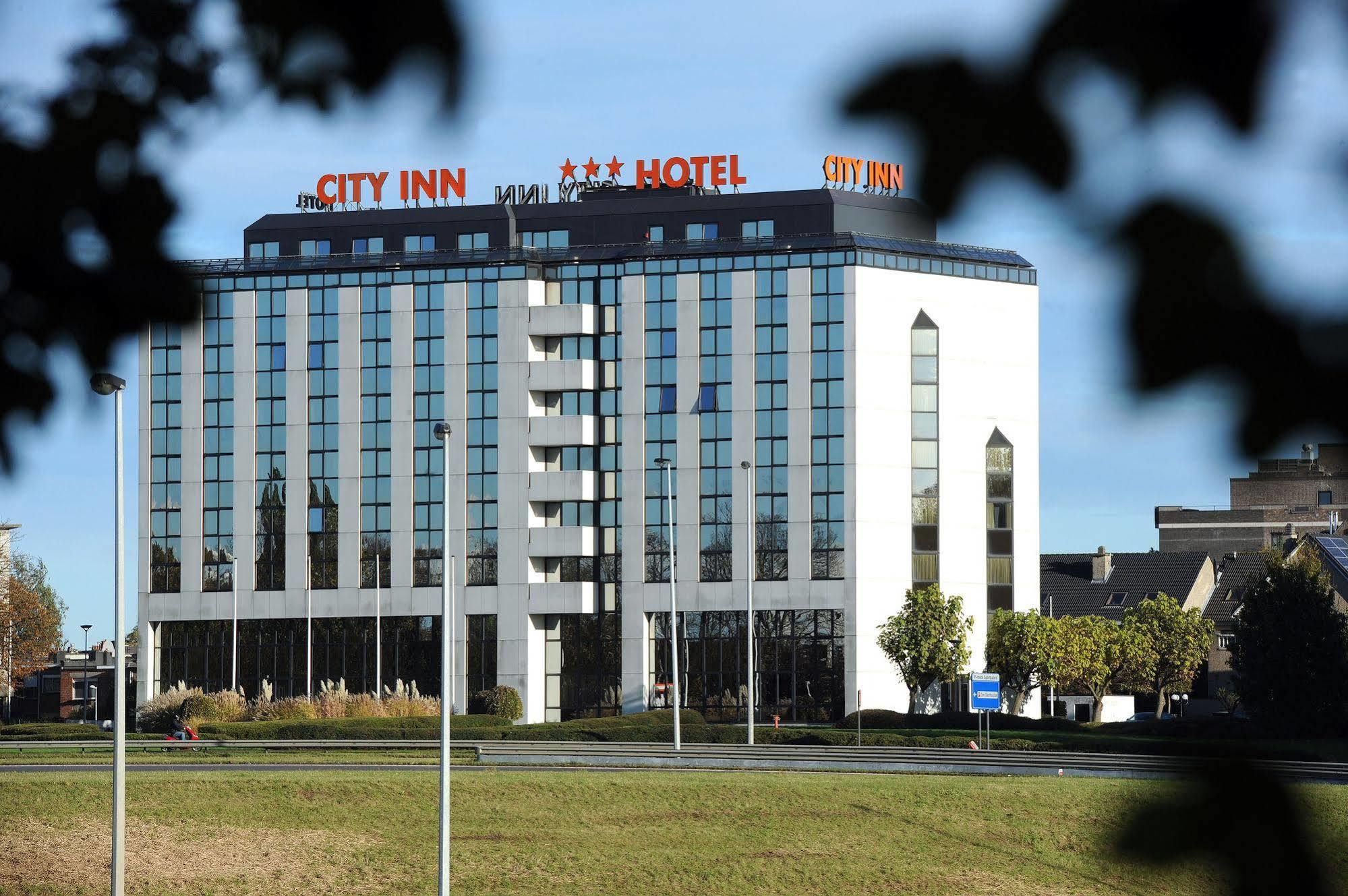 B-aparthotel Moretus 3*