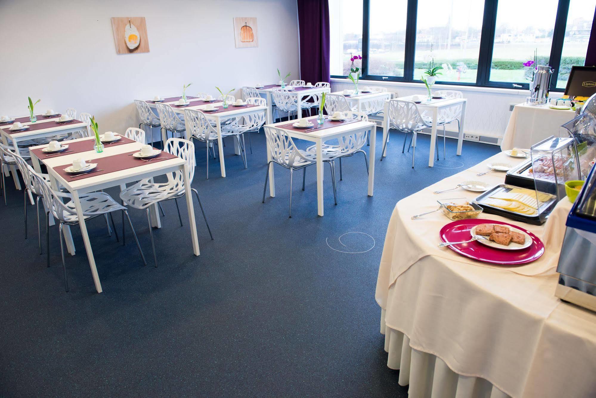 B-aparthotel Moretus 3*