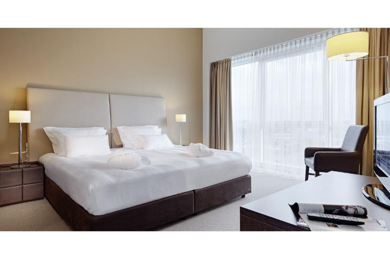 Hotel Lindner Antwerp, Part Of Jdv By Hyatt Antwerp