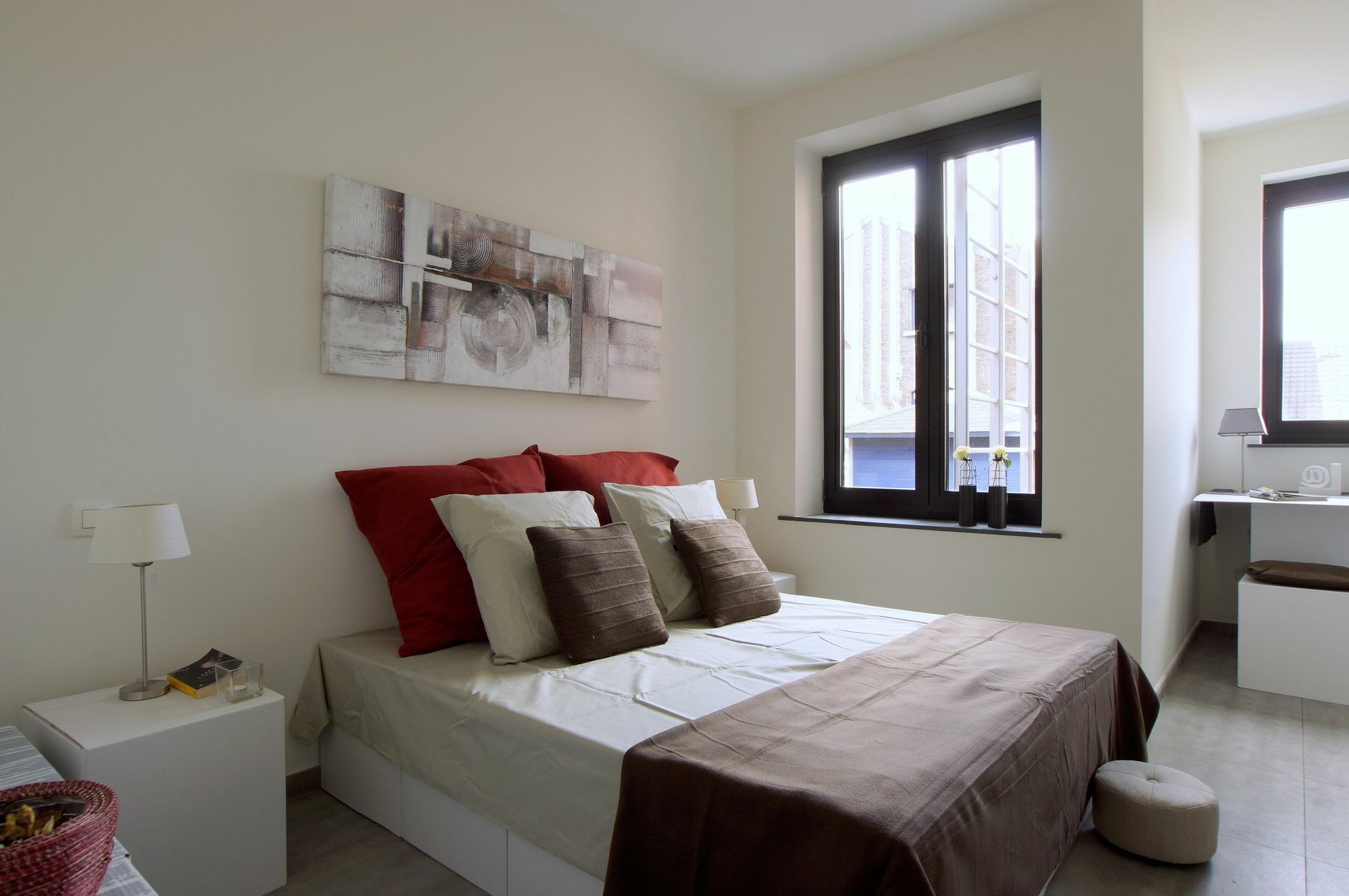 Center Furnished *