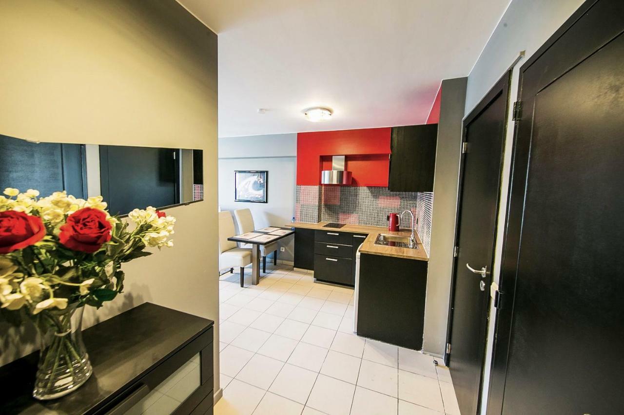 Renovated In Center * Antwerpen