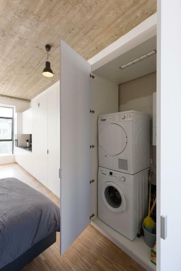 Loft Apartment *
