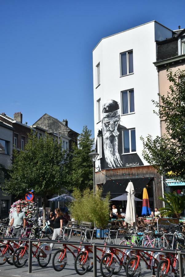 Apartment - - Peace In The City