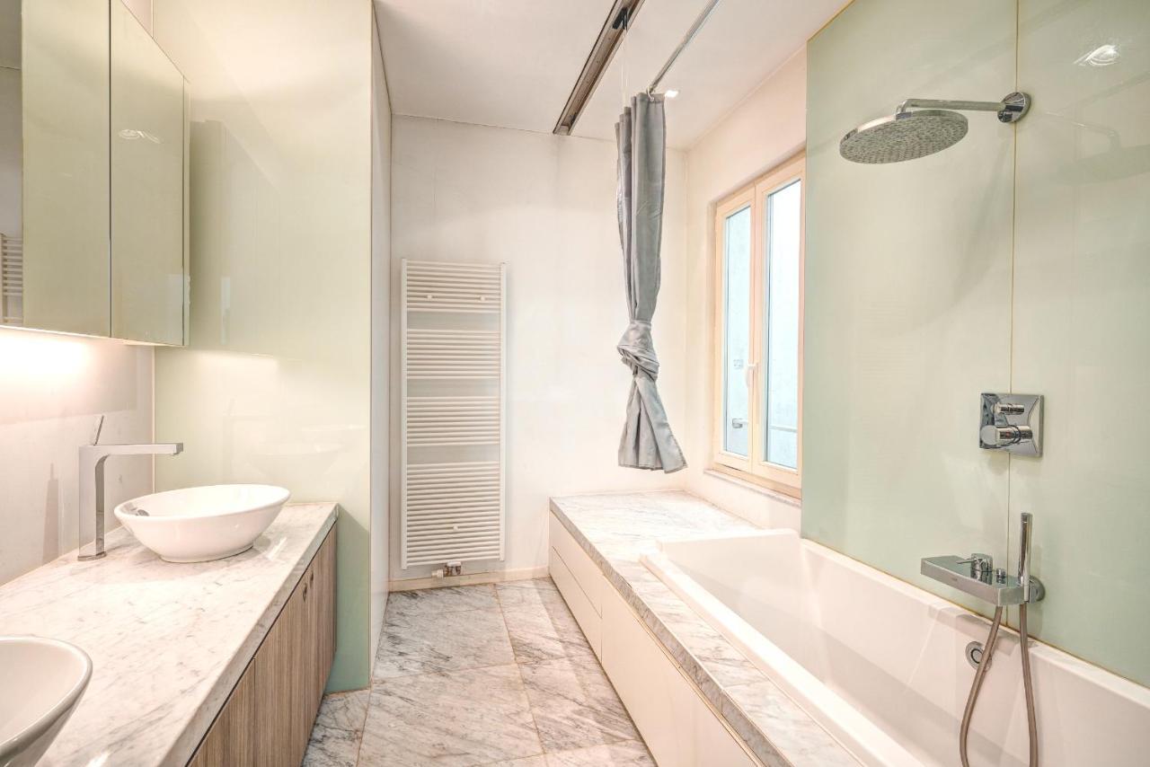 Apartment Three Bedroom Marble In The Heart Of Antwerp