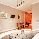Luxury Suites Palace By Rikas Hotels
