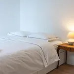 Stylish And Spacious City Center Apartment