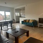 Spacious Apartment Next To Port Of Antwerp